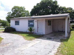 901 NW 34th Way, Lauderhill, FL 33311
