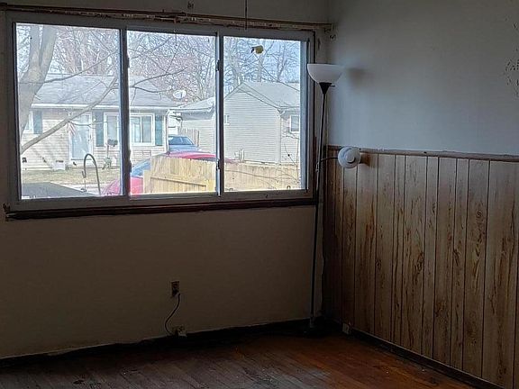 5th image of 615 Hagenbuch St