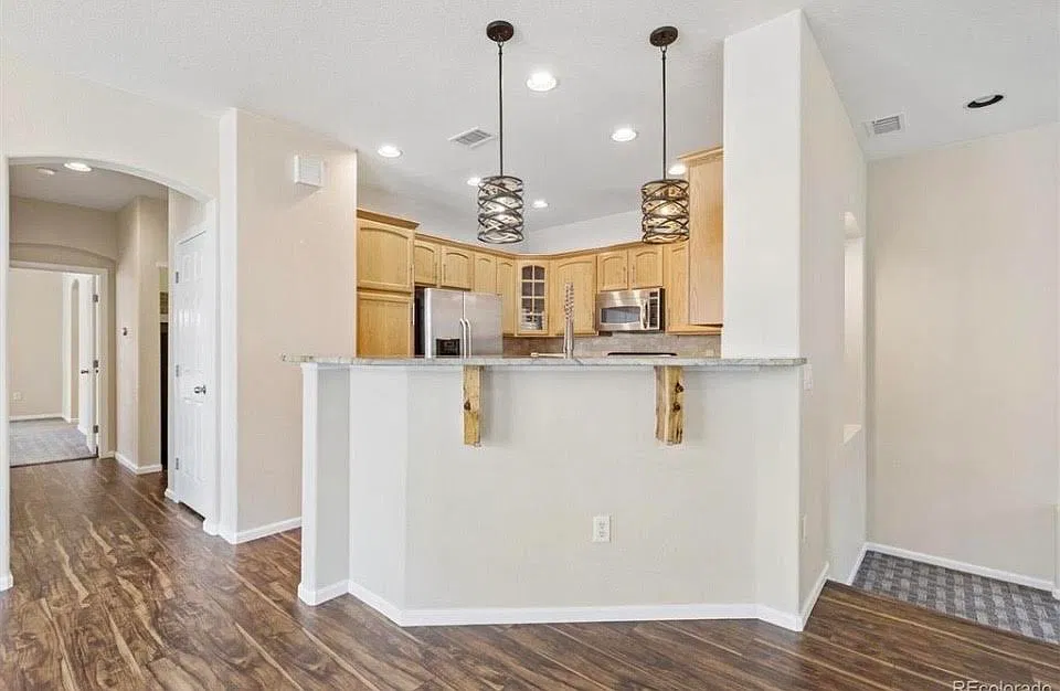 9441 Elmhurst Ln — Photo 4