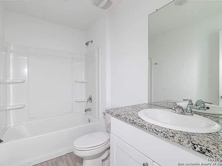 14907 Greenfield Ml — Photo 14