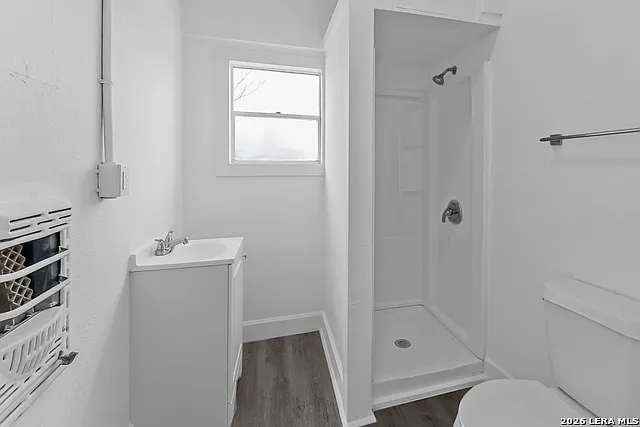 146 Fairview Ave #2-3 — Photo 3