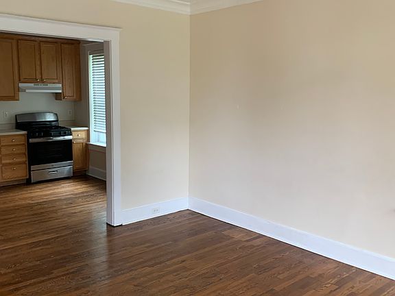 3rd image of 5925-5927 Etzel Ave #A