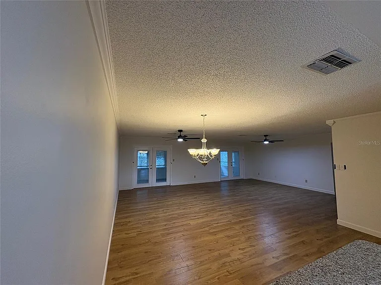 4824 Gallant Ln — Photo 20