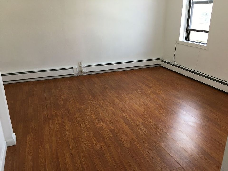 1st image of 53-36 Van Dam St #2R