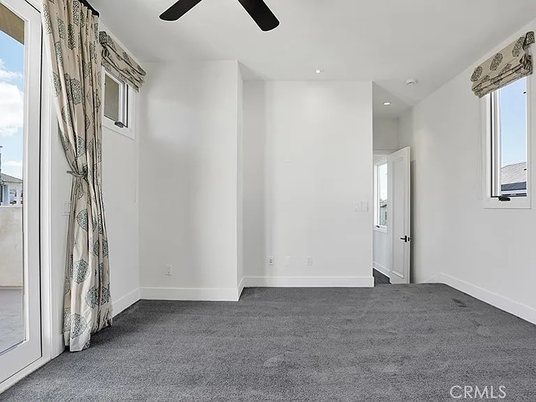 243 Poppy Ave — Photo 31