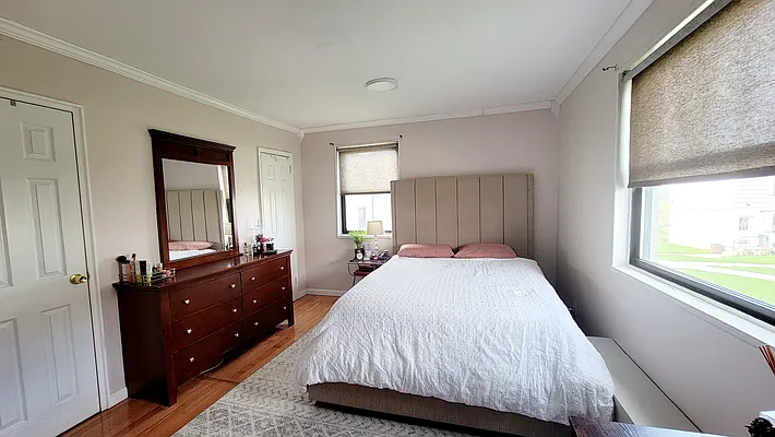 Sold by Astor Brokerage, Ltd. | media 14