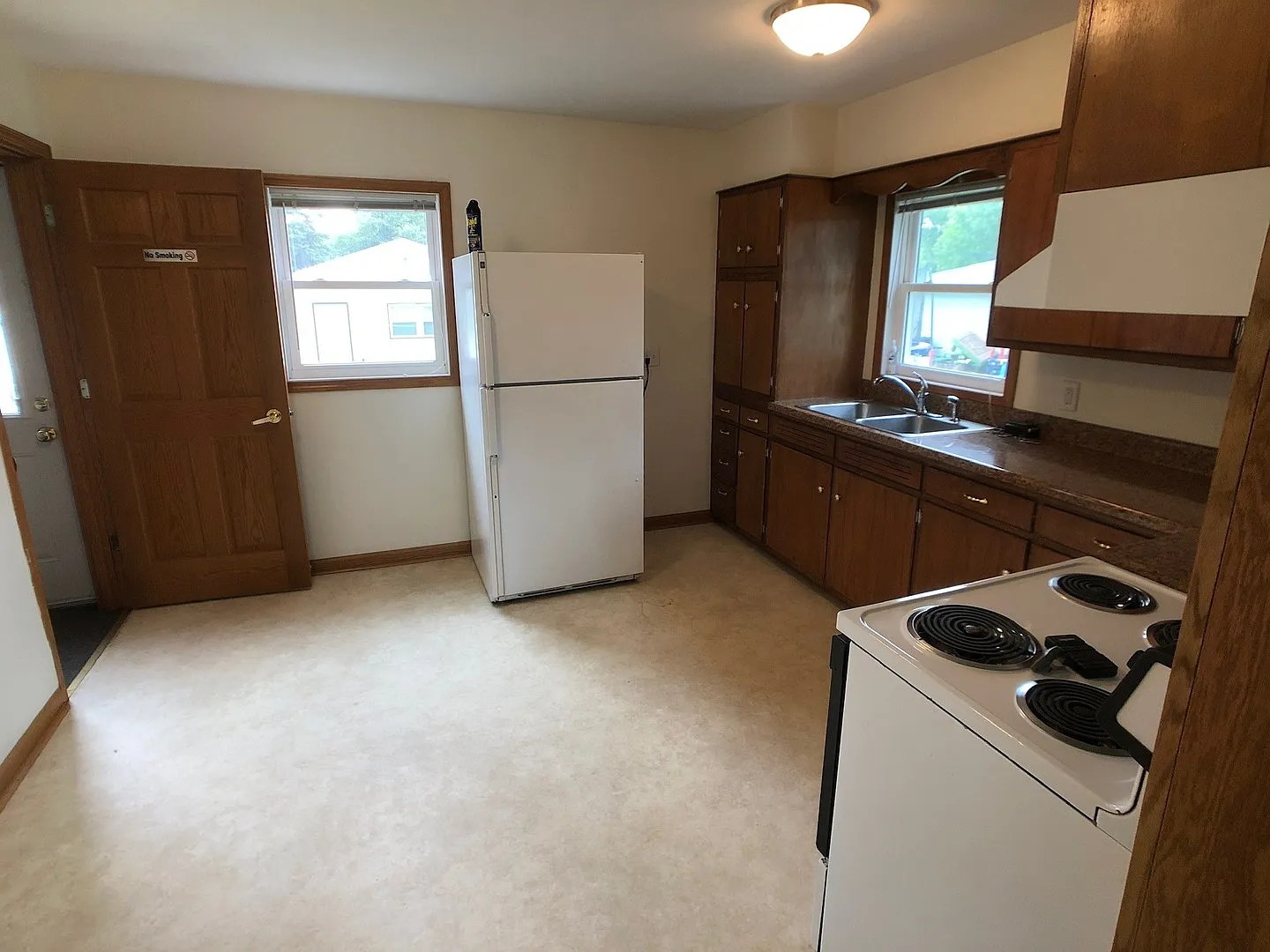 1001 Duplex — Photo 4