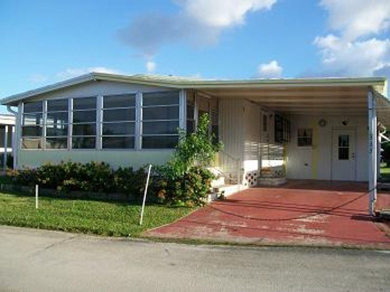 2nd image of 333 Heritage Blvd