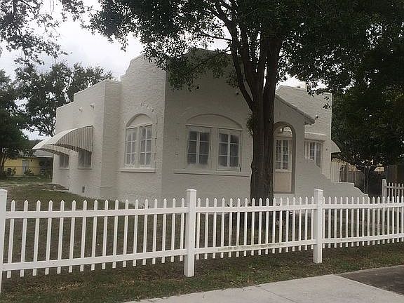 3rd image of 324 NW 1st Ave
