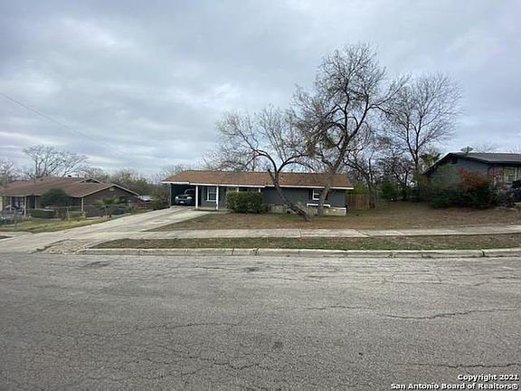 2nd image of 119 Mountain Valley St