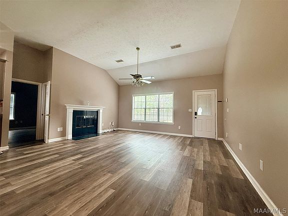 4th image of 6630 Stable Gate Ct