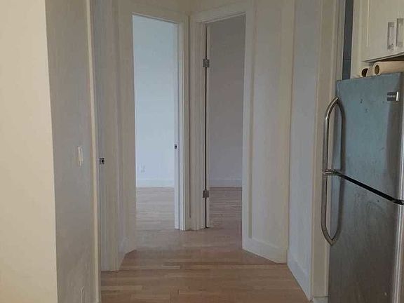 5th image of 1236 Pacific St #6J