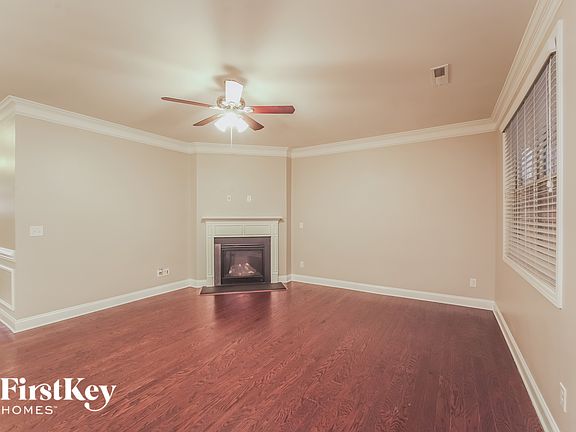 4th image of 124 Ridgemont Ln