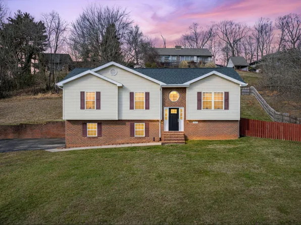 4329 Morning Star Dr, Kingsport, TN 37664
