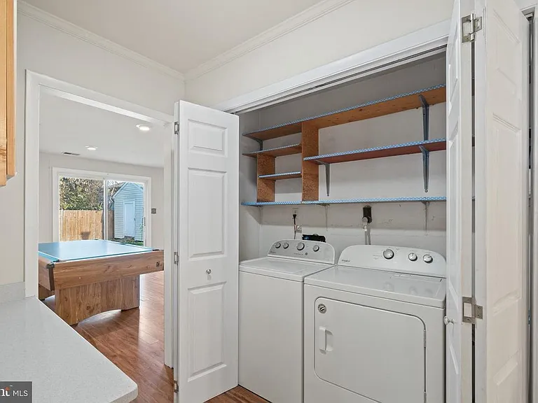 1042 S Ironwood Rd — Photo 12