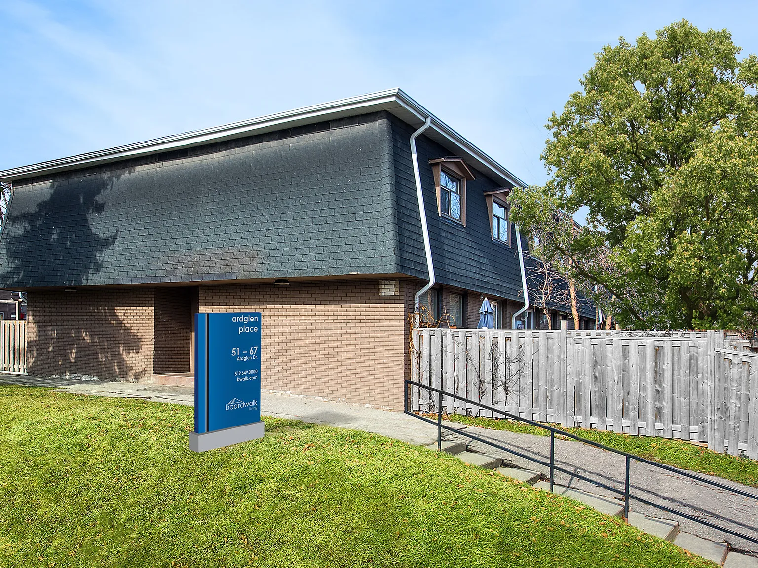 Ardglen Place — Photo 1