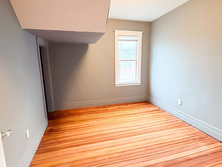 4426 McGraw Ave #1 — Photo 11