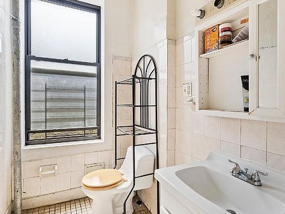 4th image of 100 W 141st St APT 67