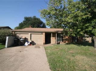 6912 Westcreek Dr, Fort Worth, TX 76133