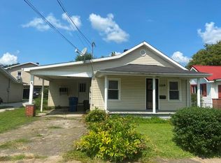 1119 Boyd St, Paintsville, KY 41240