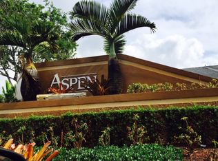 6711 NW 190th St, Hialeah, FL 33015