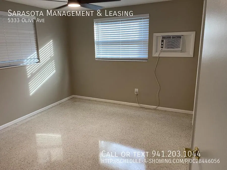1 Bedroom 1 Bath Duplex near Siesta Key! — Photo 4