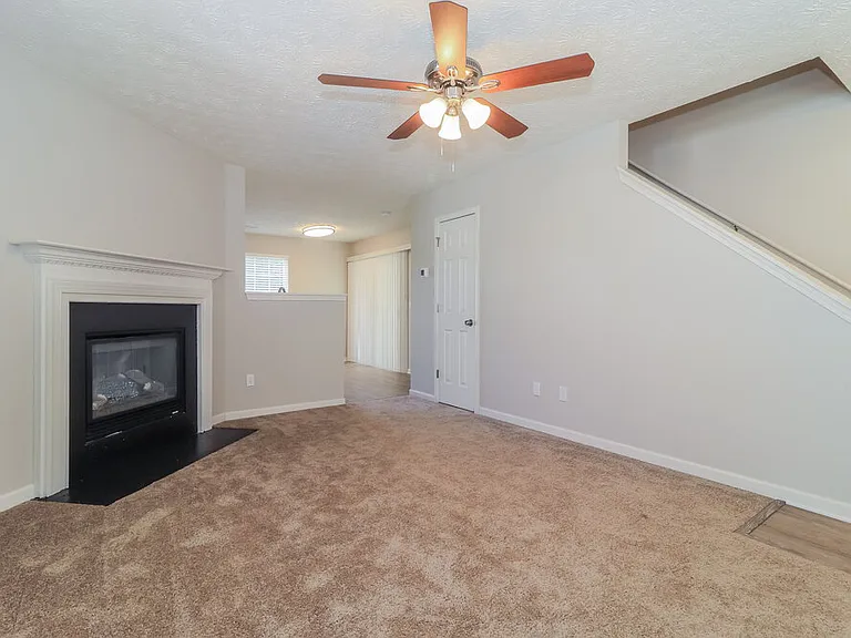 141 Oak Grove Pl — Photo 8