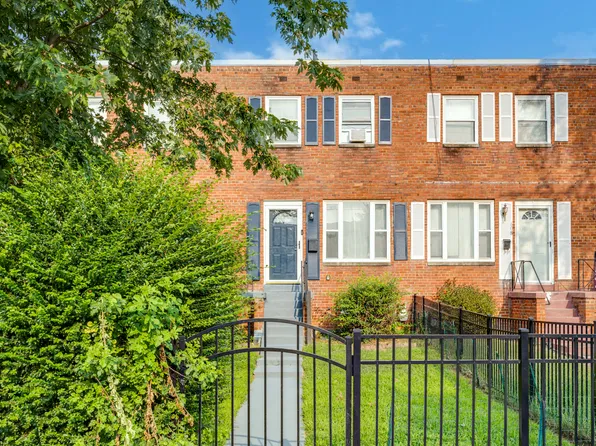 606 S Fayette St, Alexandria, VA 22314