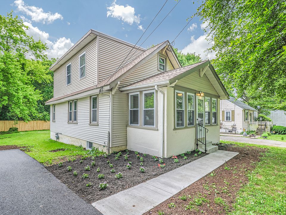 1st image of 306 Cedar Ave