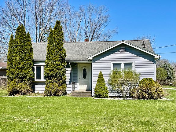 2nd image of 3902 Zygmunt Dr