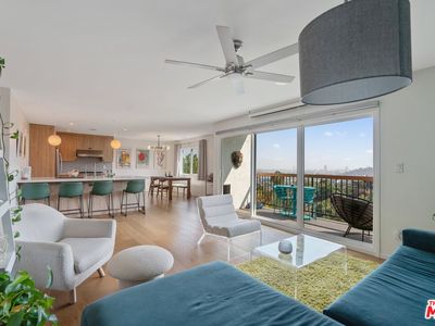 3945 W Point Dr, Los Angeles, CA, 90065
