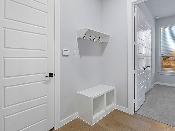 HovHall for extra storage