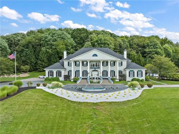 130 Buckthorn Dr, Wexford, PA 15090