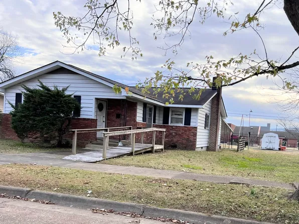 313 Laurel Ave, South Pittsburg, TN 37380