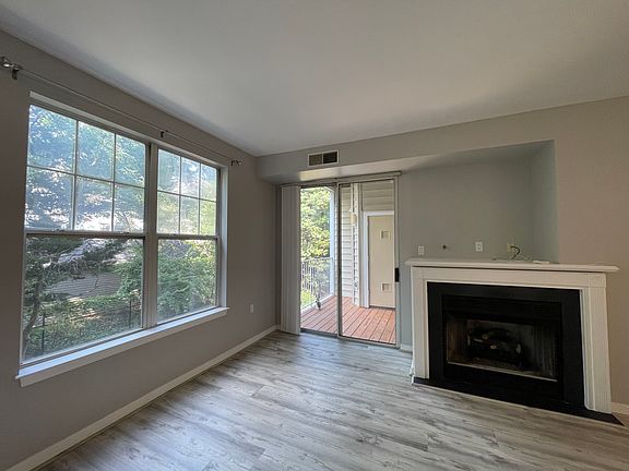 4th image of 1641 International Dr Unit 211