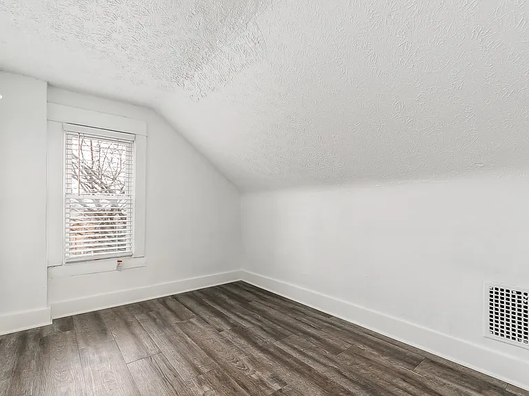 319 Chittenden Ave #319A — Photo 24