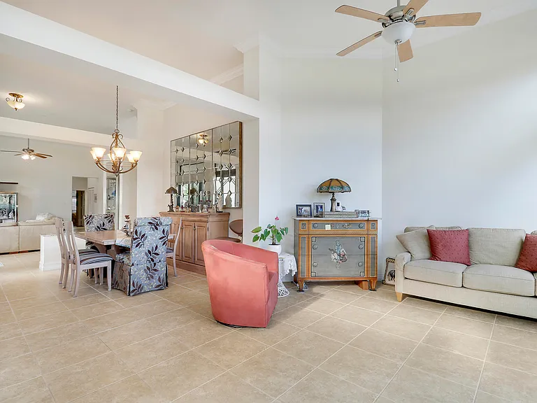 210 Coral Cay Ter — Photo 24