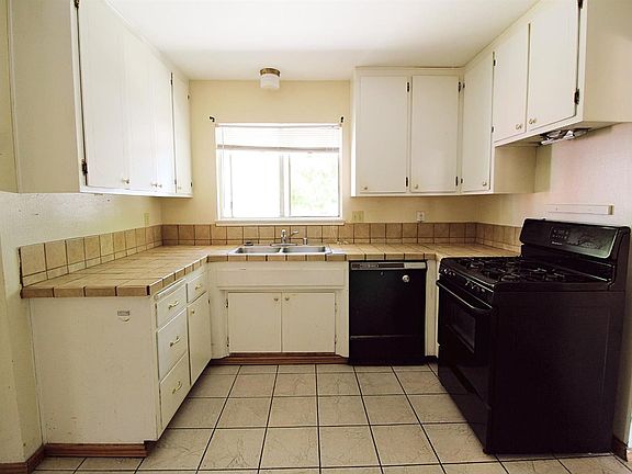 5th image of 13624 Westwood Dr