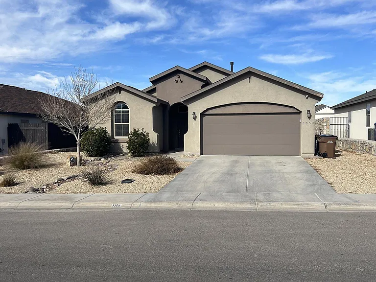1359 Bison Spring Dr — Photo 2