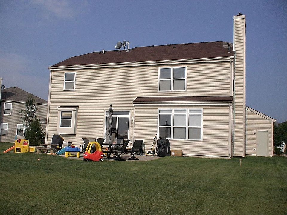 2nd image of 788 Sumac Dr