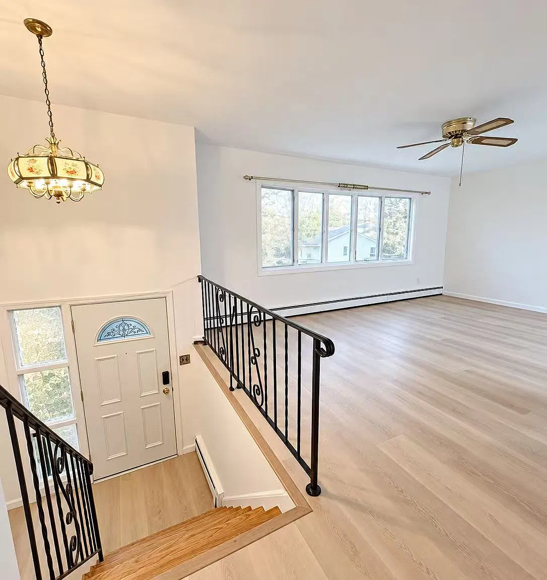 3 bed, 1100 sqft, $3,200 — Photo 1