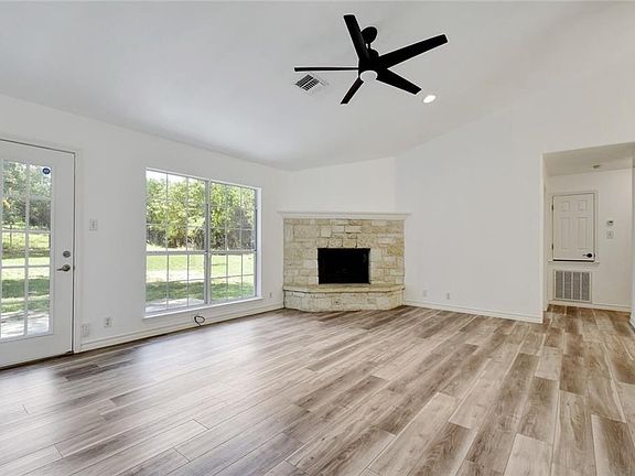 5th image of 615 Gallagher Dr