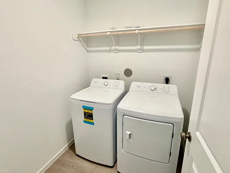 28807 Golden Wheat Ct — Photo 15