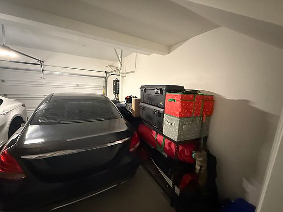 5th image of 5491 Seacliff Pl #110