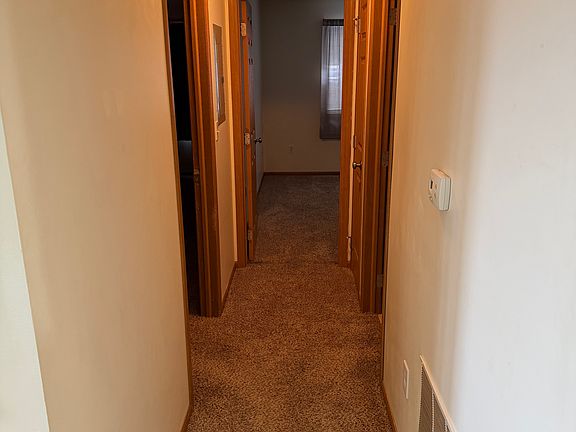 4th image of 612 Leah Dr