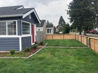 2137 Wells St, Enumclaw, WA 98022