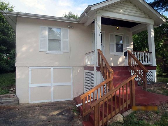 4th image of 2212 Wallis Ave