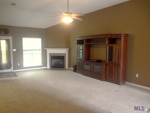 3rd image of 23865 Sandlewood Ct