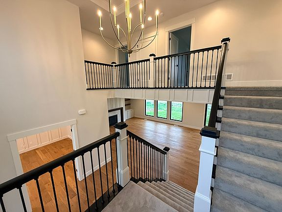 4th image of 6414 Pelican St