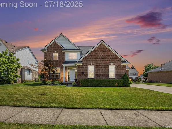 46912 Beaufait Farms Blvd, Macomb, MI 48044